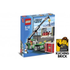 7992 CITY Container Stacker